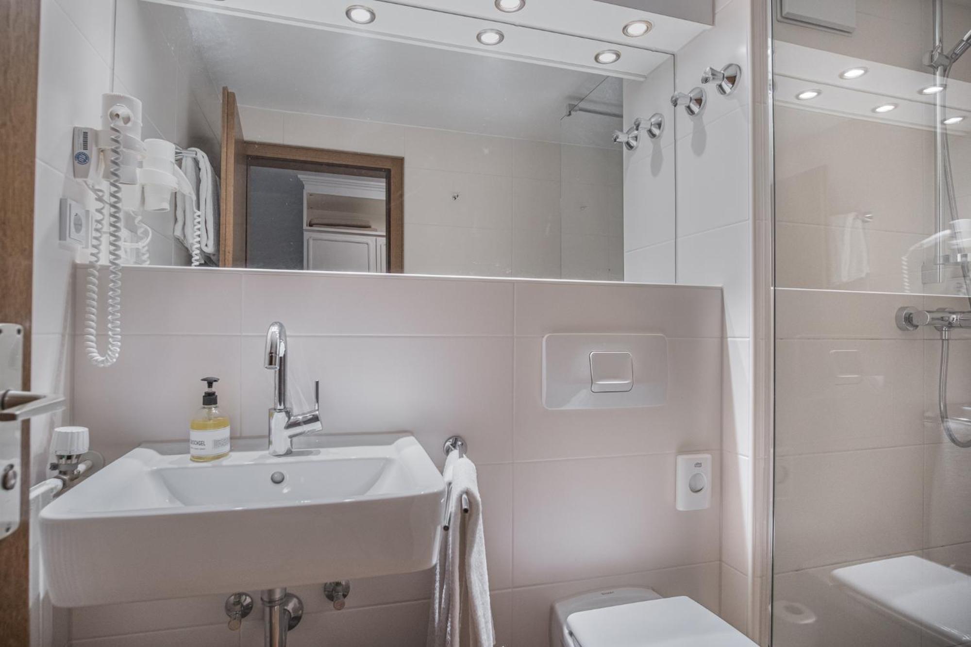 Trail Hotel Оберштауфен Экстерьер фото
